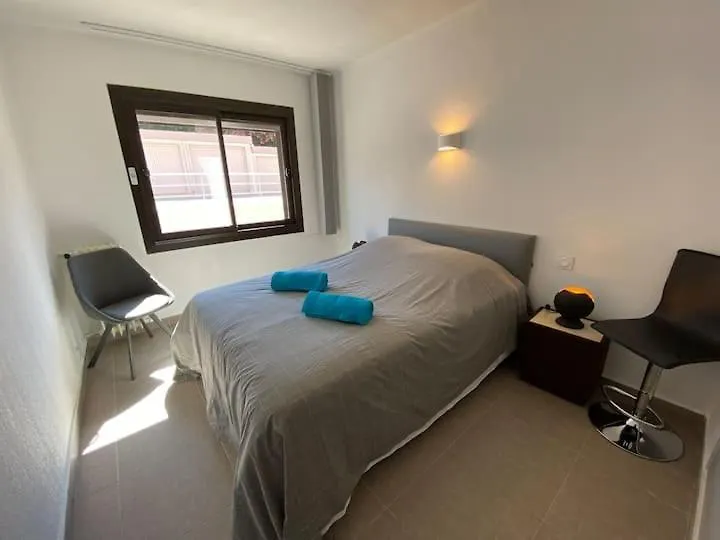 Appartement Les Marronniers à Six-Fours-les-Plages 0*,  France